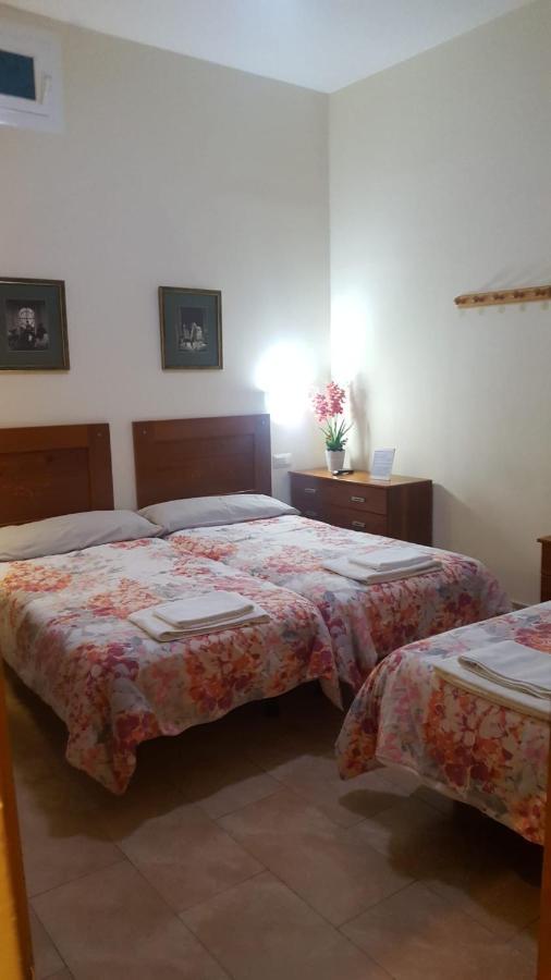 Tirso Plaza Guest house 2*